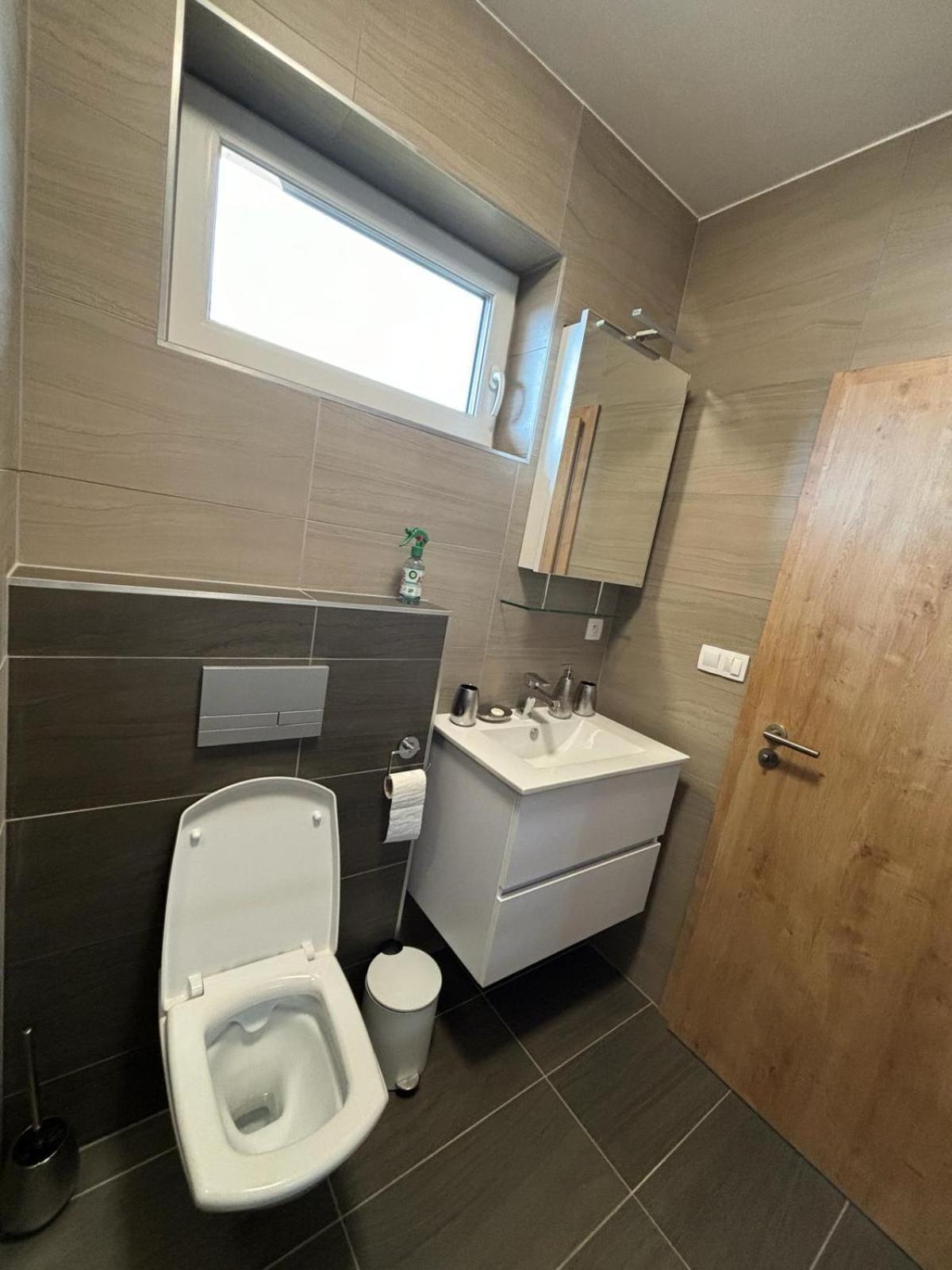 Apartmany U Plaze Lipna - Male Lipno แชร์นาฟ โปชูมาวี ภายนอก รูปภาพ